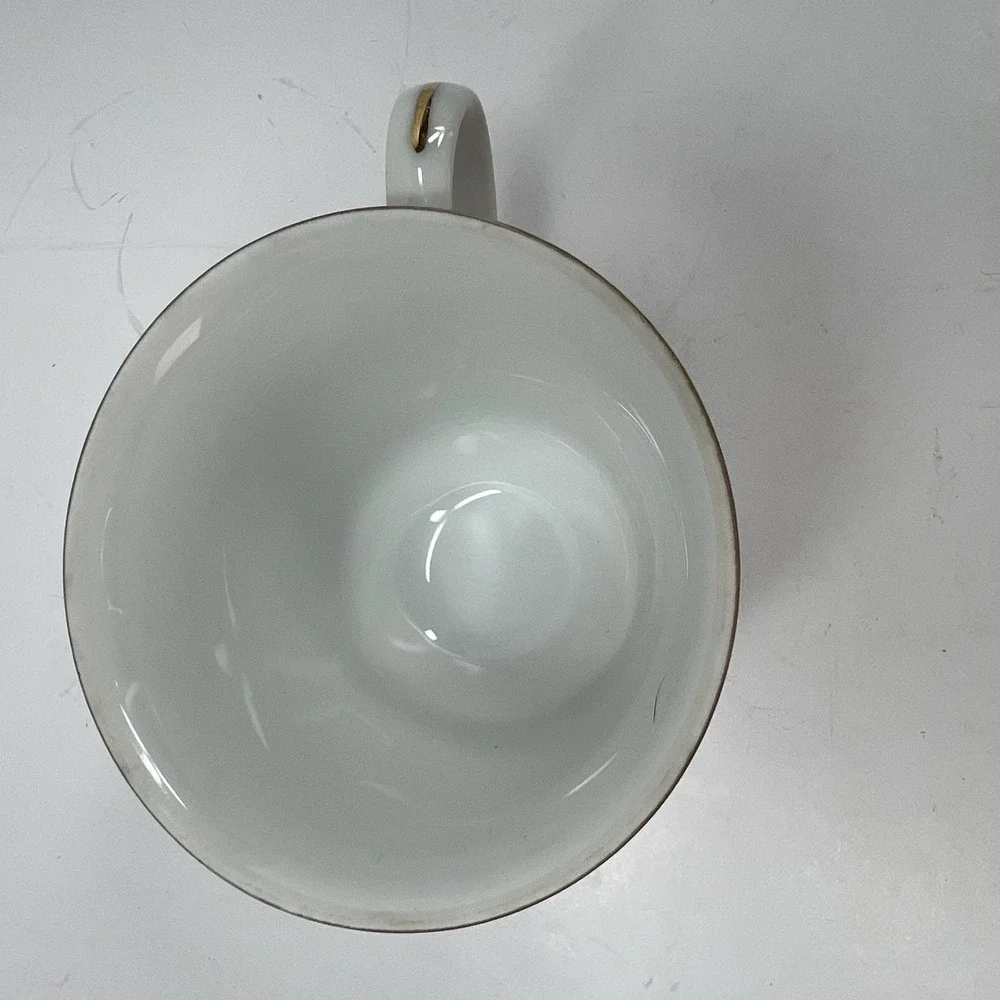 Holly Hobbie Teacup Vintage White Yellow Gold Trim Porcelain Fair Condition